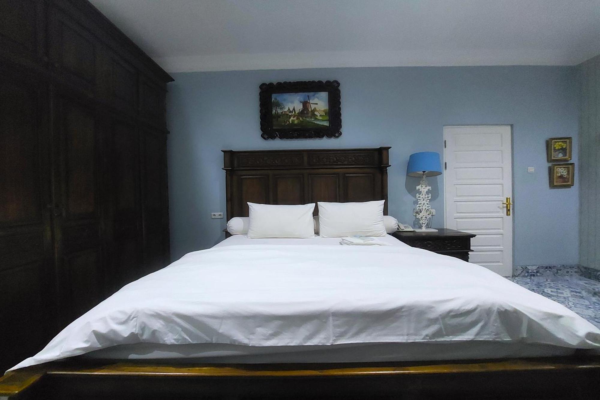 Nonie'S Huis Hotel Medan Ngoại thất bức ảnh