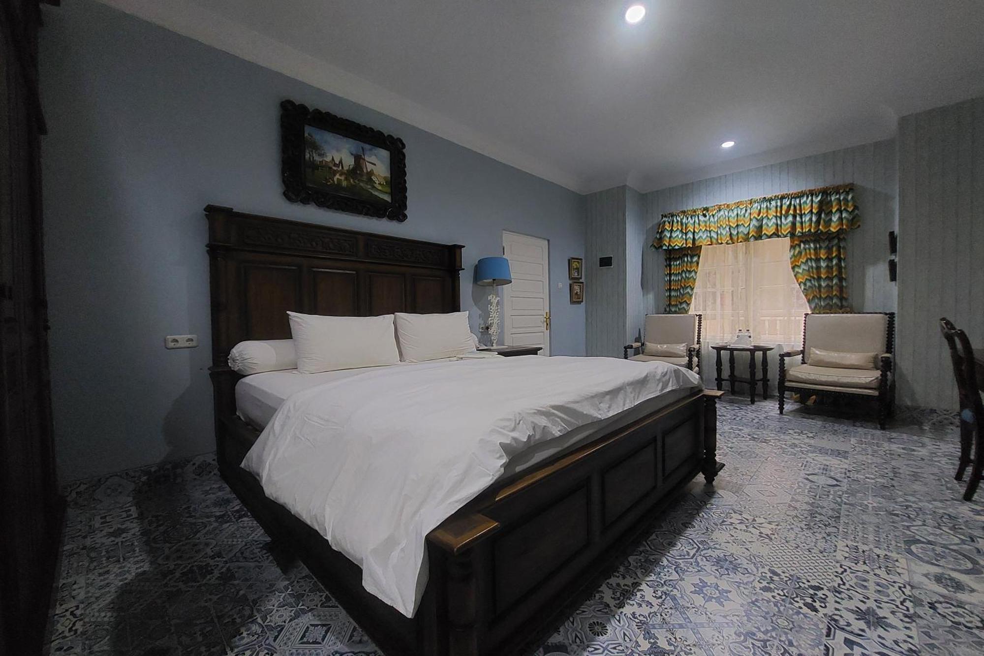 Nonie'S Huis Hotel Medan Ngoại thất bức ảnh